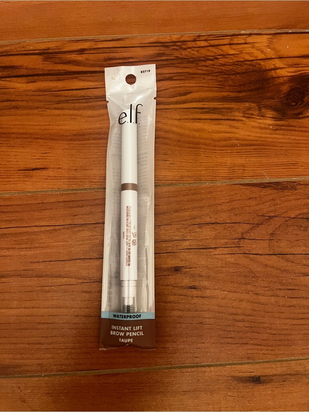 e.l.f. Instant Lift Brow Pencil - Taupe